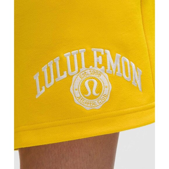 Lululemon Scuba Mid-Rise Oversized Shorts 7" Maize Yellow/Light Ivory Sz S - Picture 6 of 7